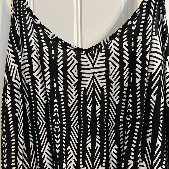 Mossimo Supply Co Patterned Romper - Picture 2 of 8